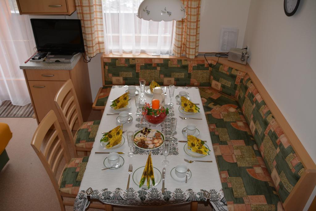 Apartamento Haus Erika Wagrain Habitación foto